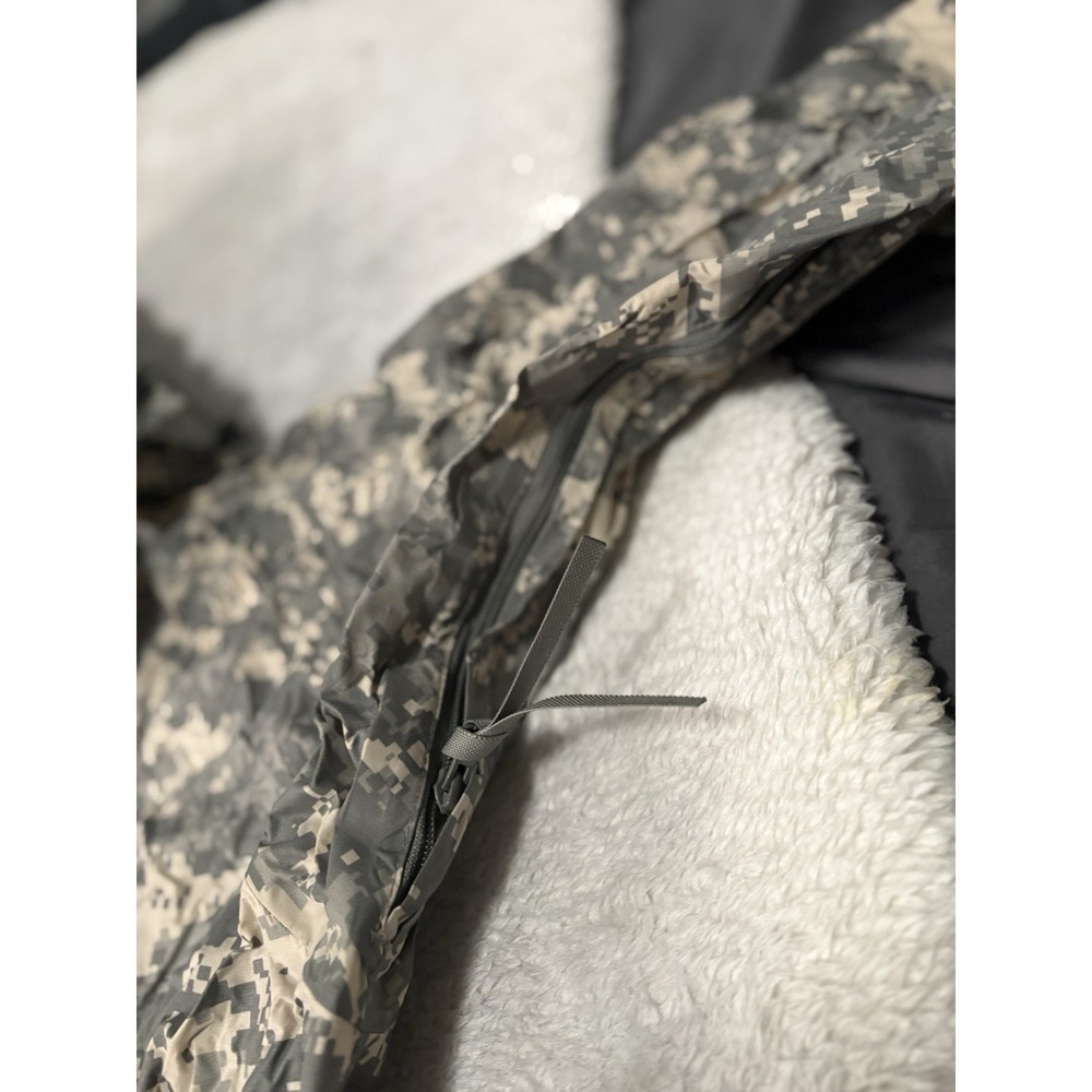 US Military Digital Camo Parka Rain Jacket Improved Medium Hooded Orc Industries - Picture 4 of 5